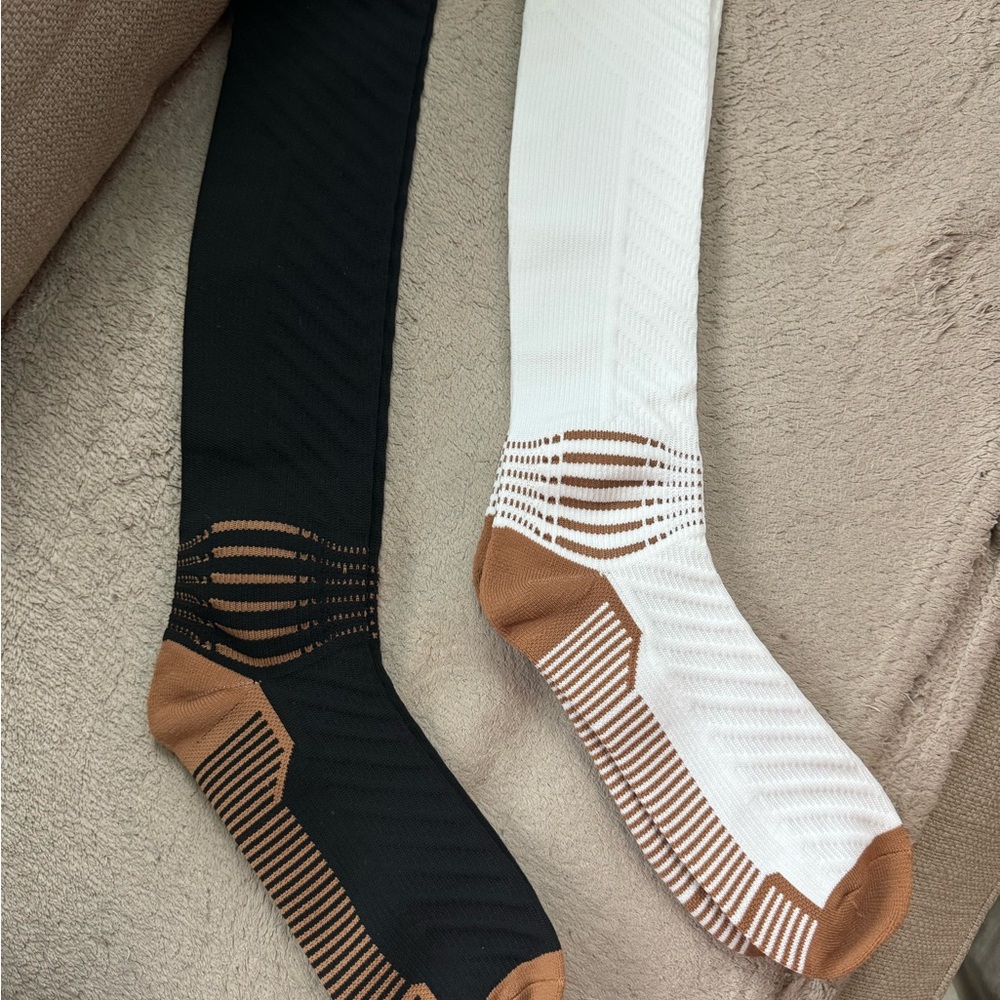 Copper infused Black and White Men's Compression Socks